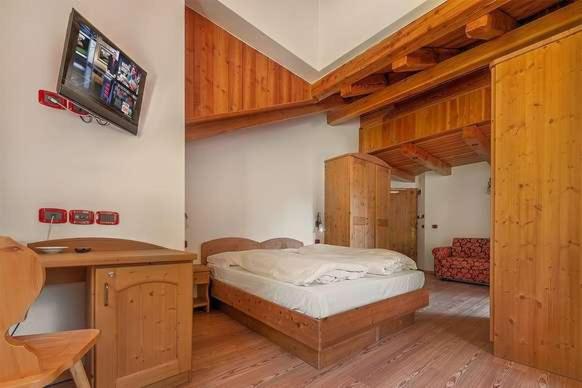 Hotel Dal Bracconiere Folgarida Eksteriør bilde